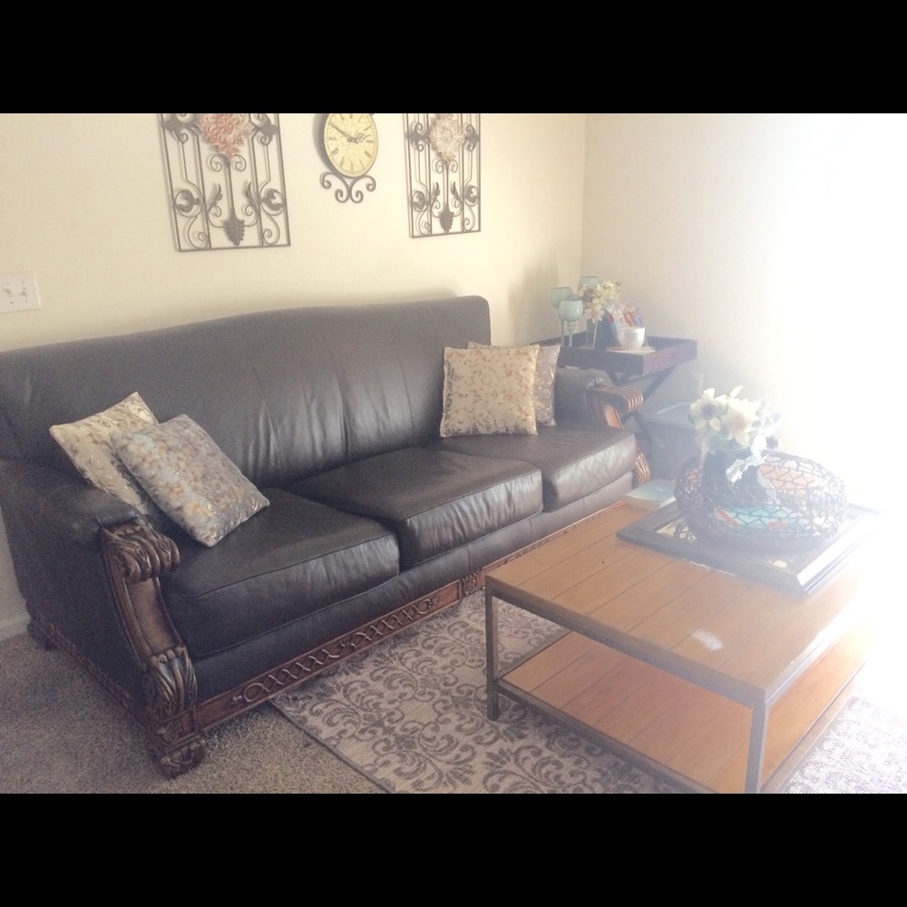 #Ashleys #Family #Leather #Furniture